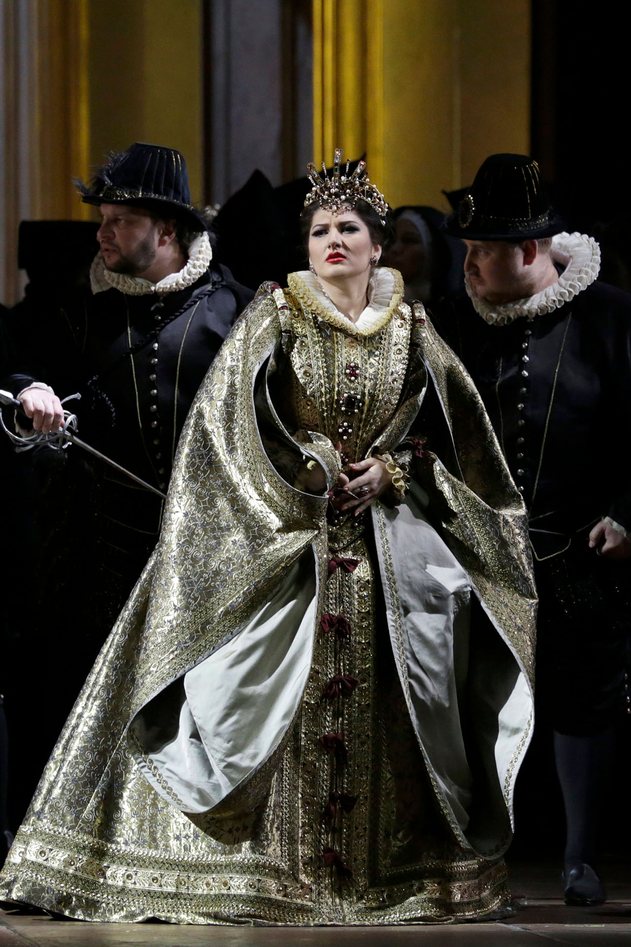 Динара Алиева в опере «Дон Карлос»