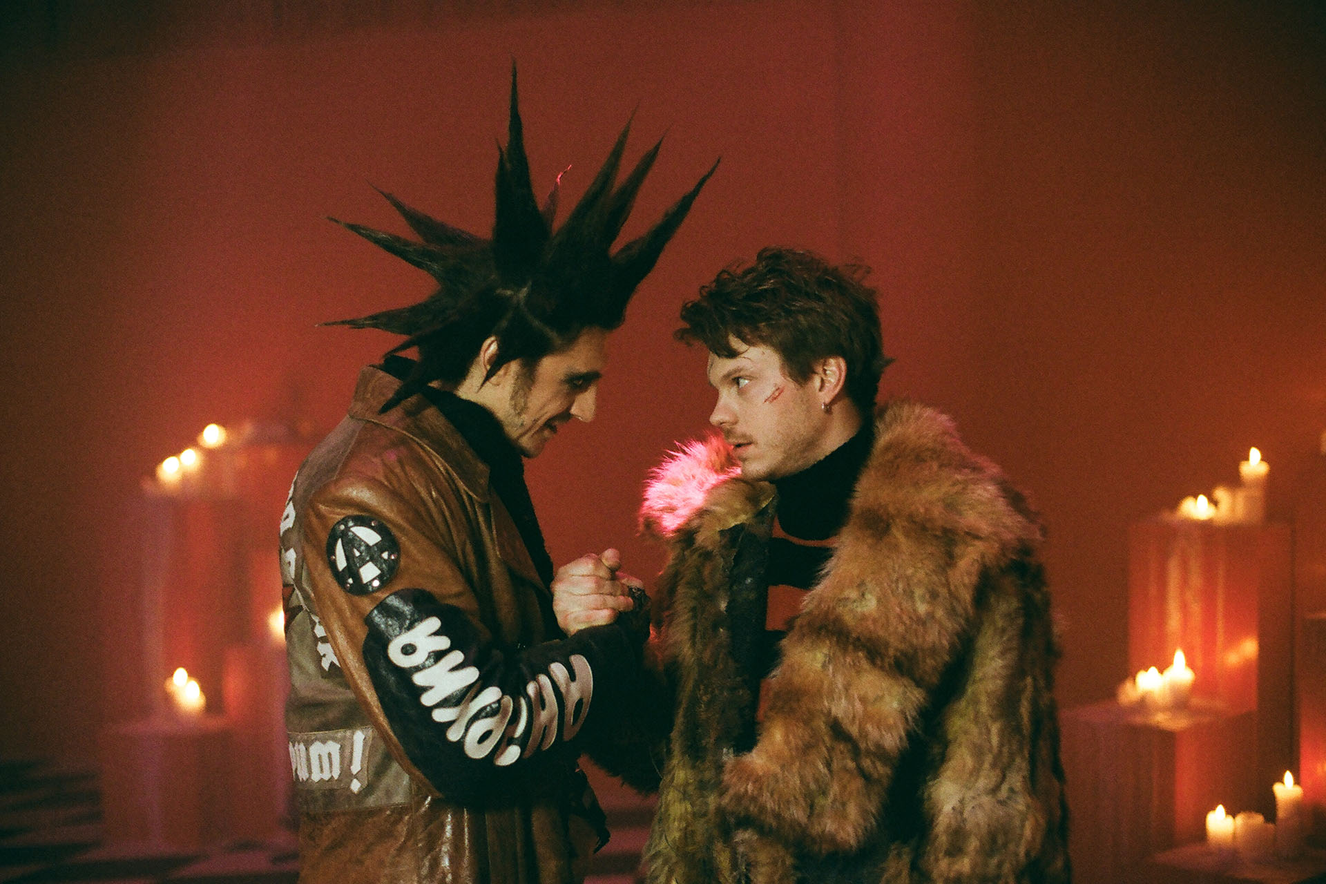 Влад Коноплёв и Константин Плотников на съёмках фильма «Король и Шут. Навсегда»