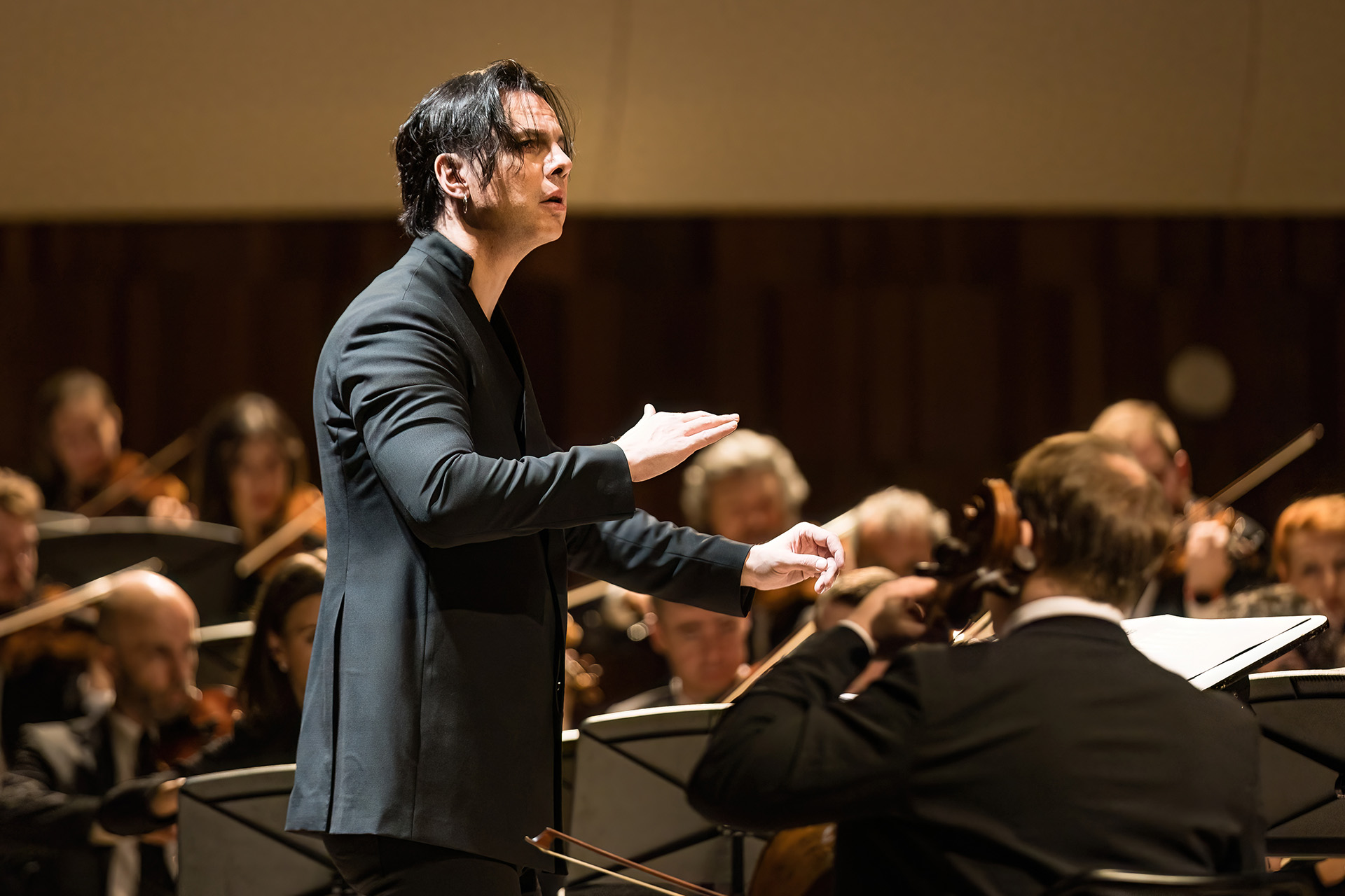 Теодор Курентзис и оркестр MusicAeterna