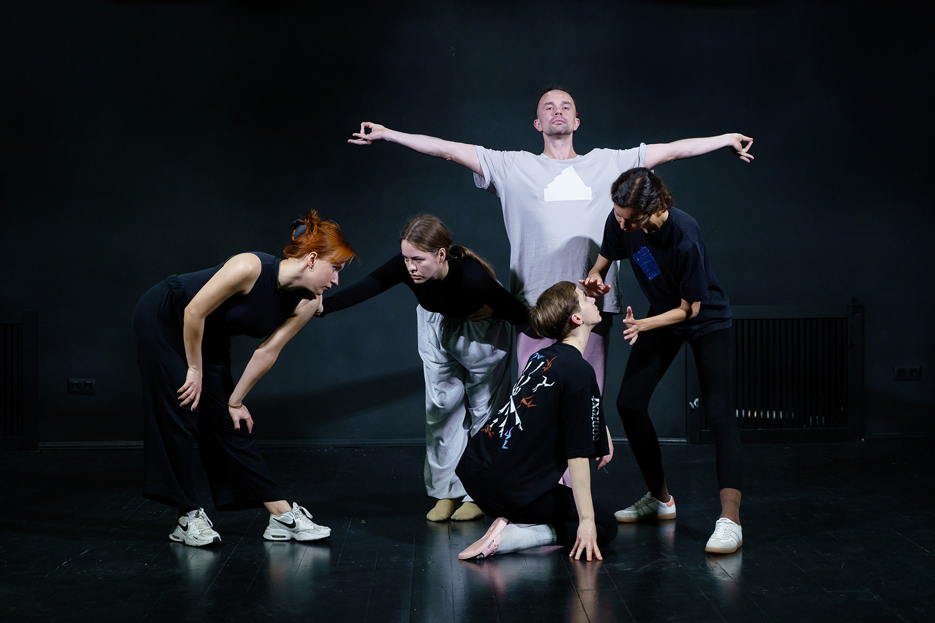 Сцена из перформанса «Несуществующая музыка»