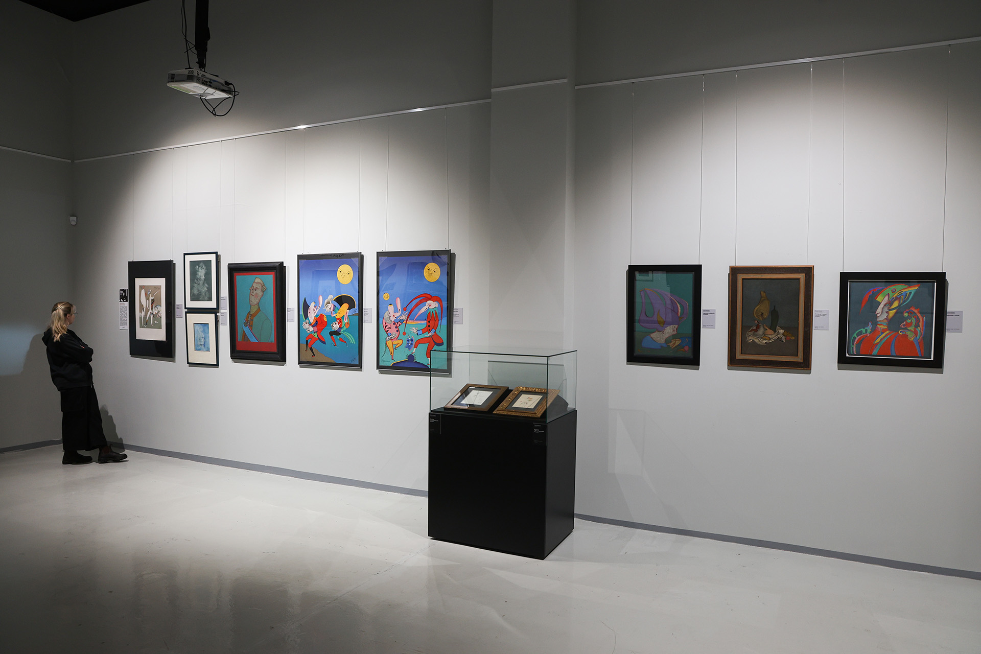 Экспозиция выставки «Наш авангард плюс»