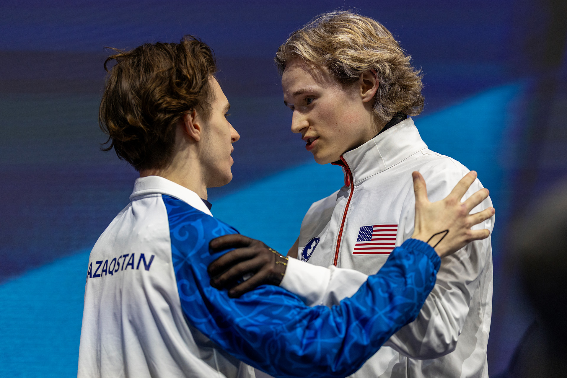 Илья Малинин поздравляет Михаила Шайдорова