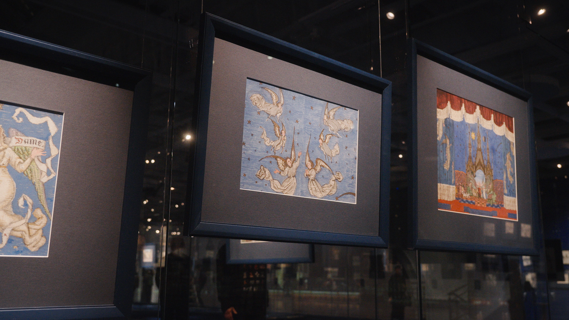 Экспозиция выставки «Все Бенуа — всё Бенуа»