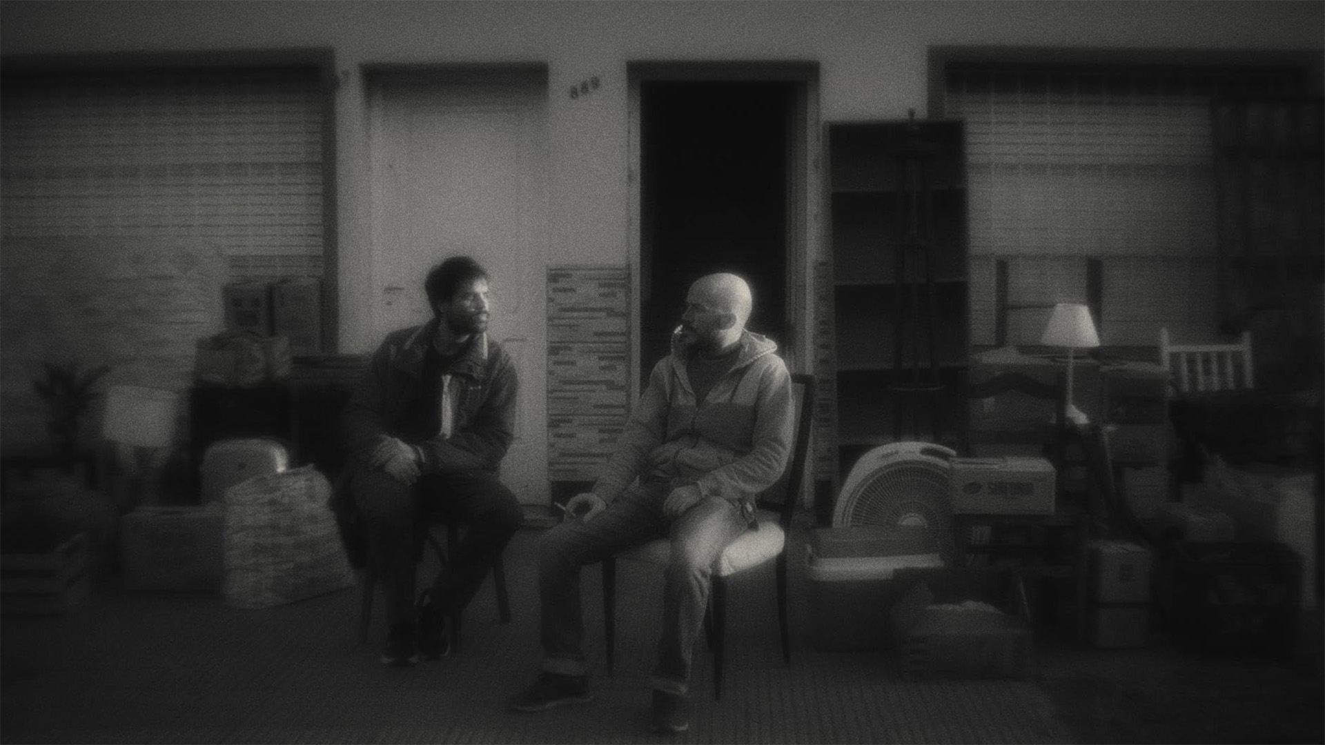 Кадр из фильма «Ночь уже близится к концу»