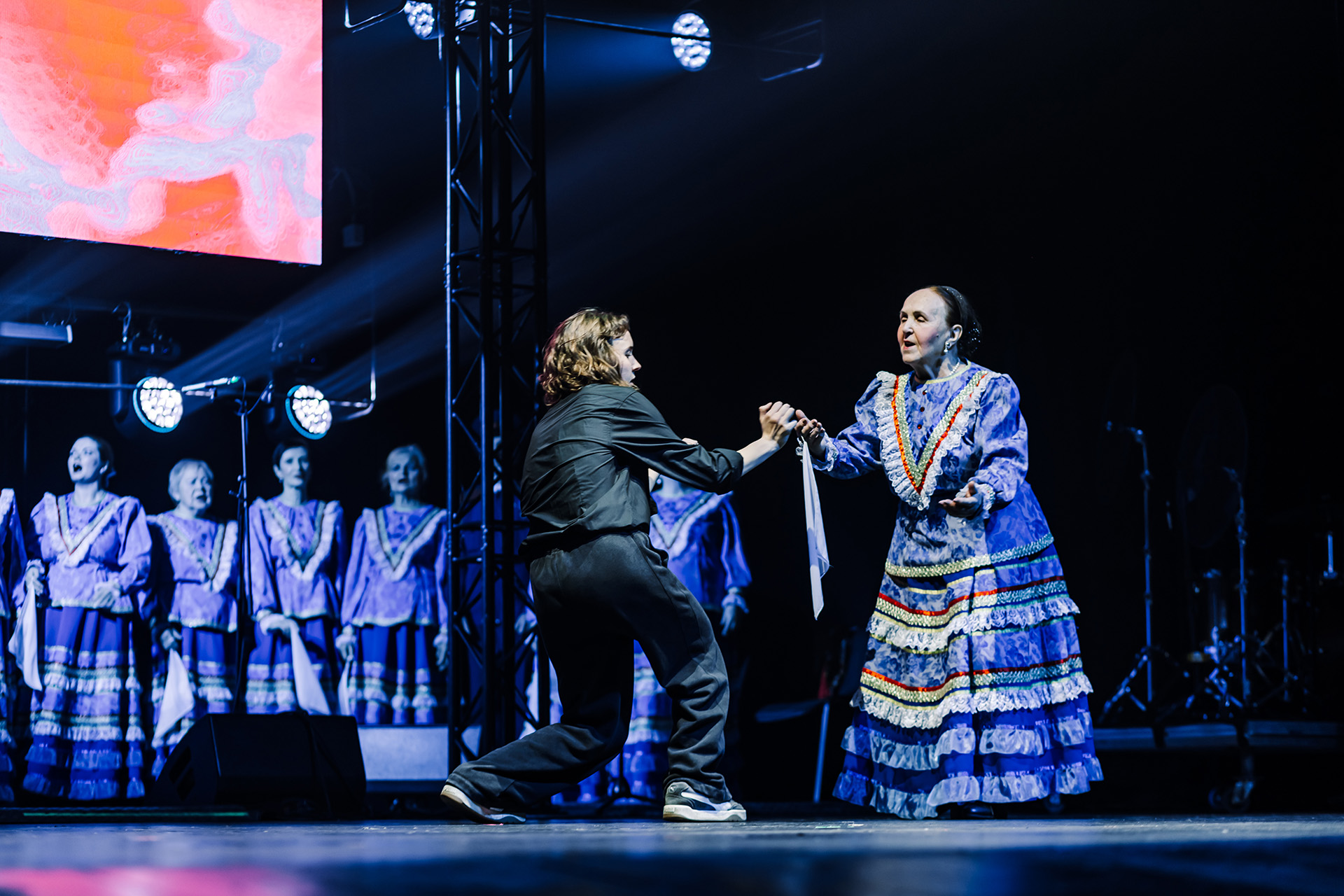 Церемония премии «Сделано в России-2025», спектакль о поколениях «Живо моё сердечко»