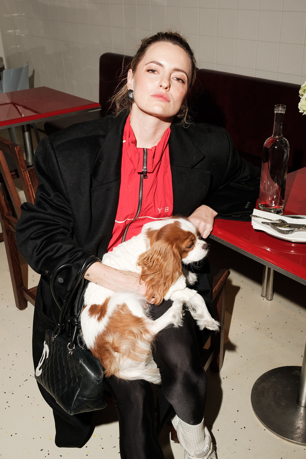 Яна Бесфамильная