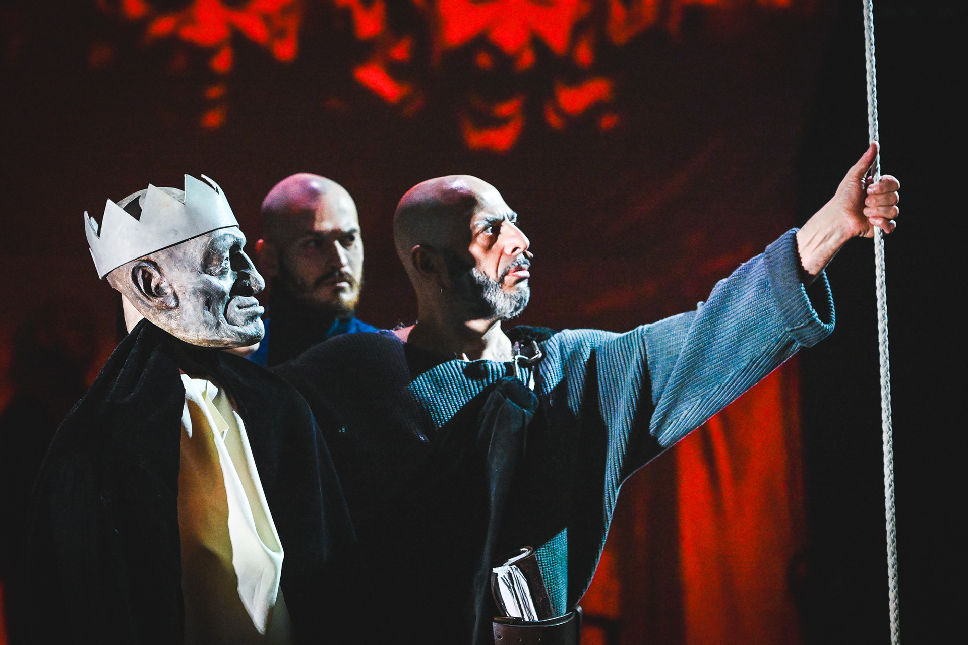 Сцена из спектакля «Лир»