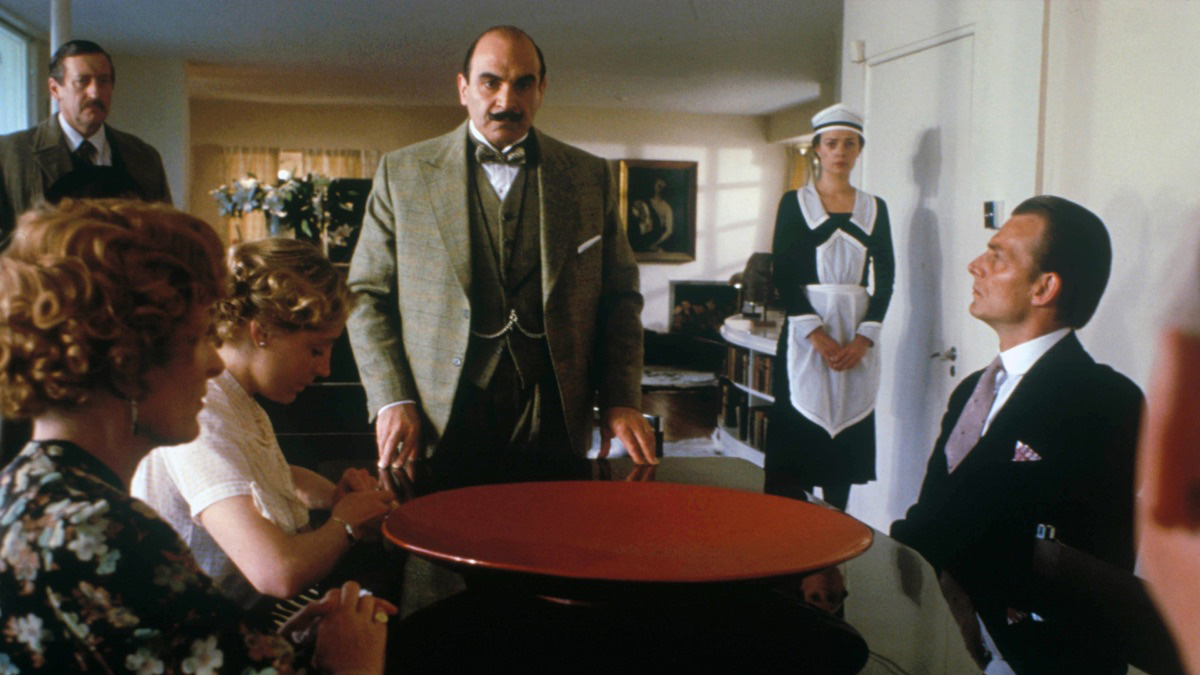 Кадр из сериала «Пуаро», серия «Убийство Роджера Экройда»