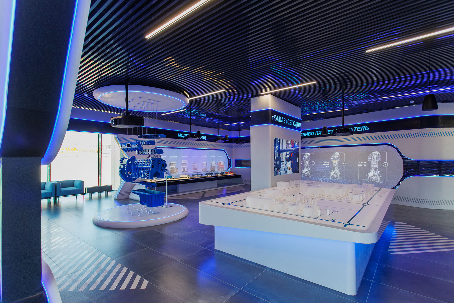 Экспозиция Визит-центра ПАО «КАМАЗ»