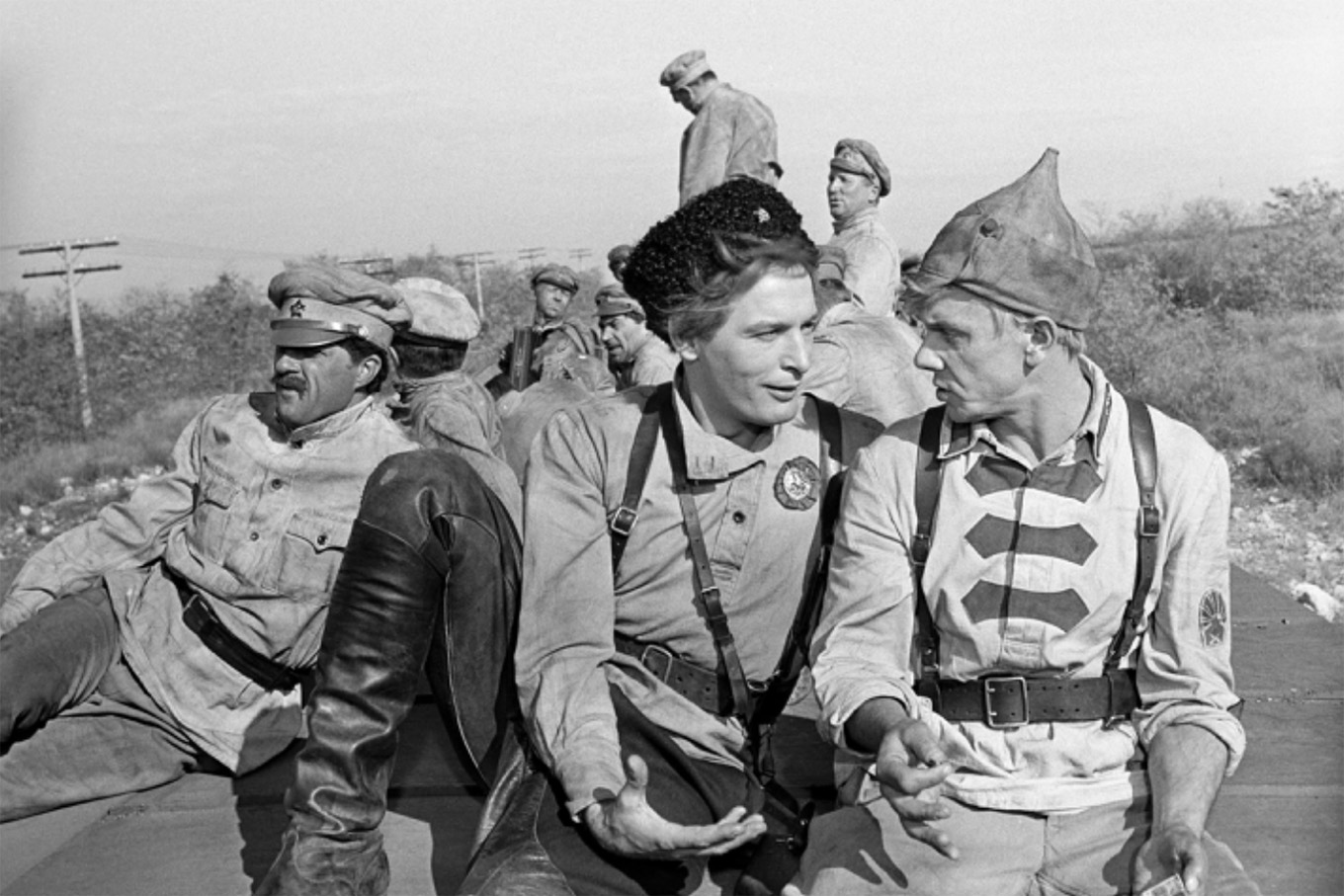 Кадр из фильма «Офицеры»