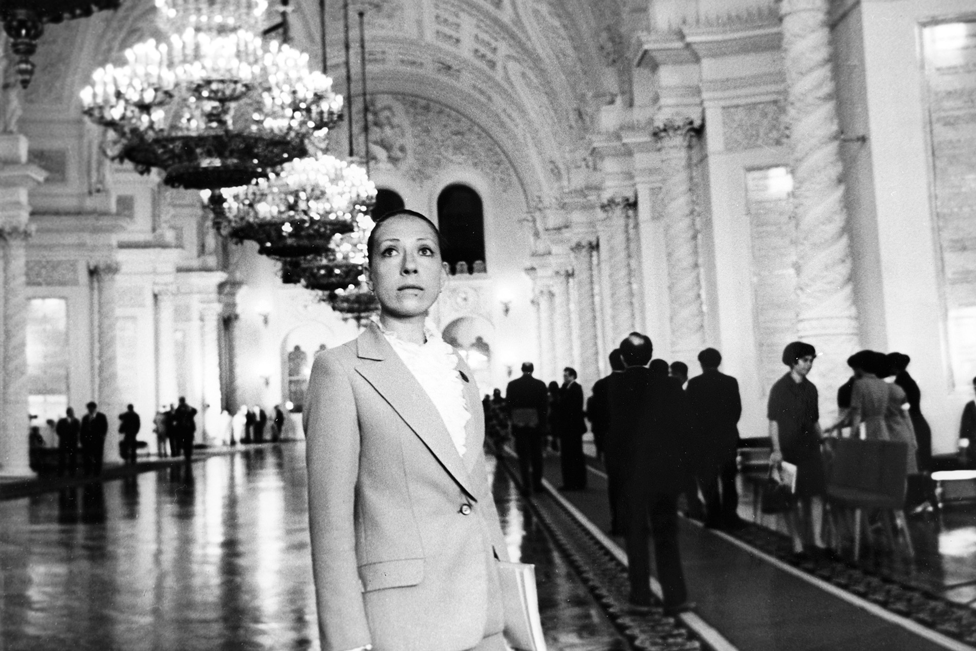 Инна Чурикова в фильме «Прошу слова»