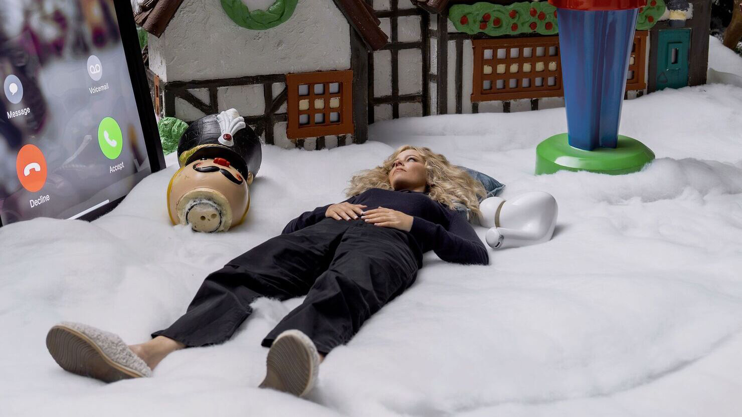 Кадр из сериала «Миниатюрная жена»