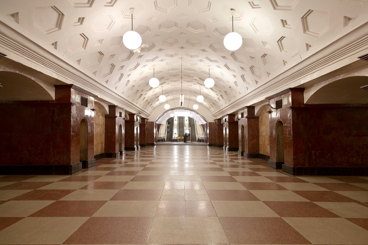 Станция метро «Красные ворота»