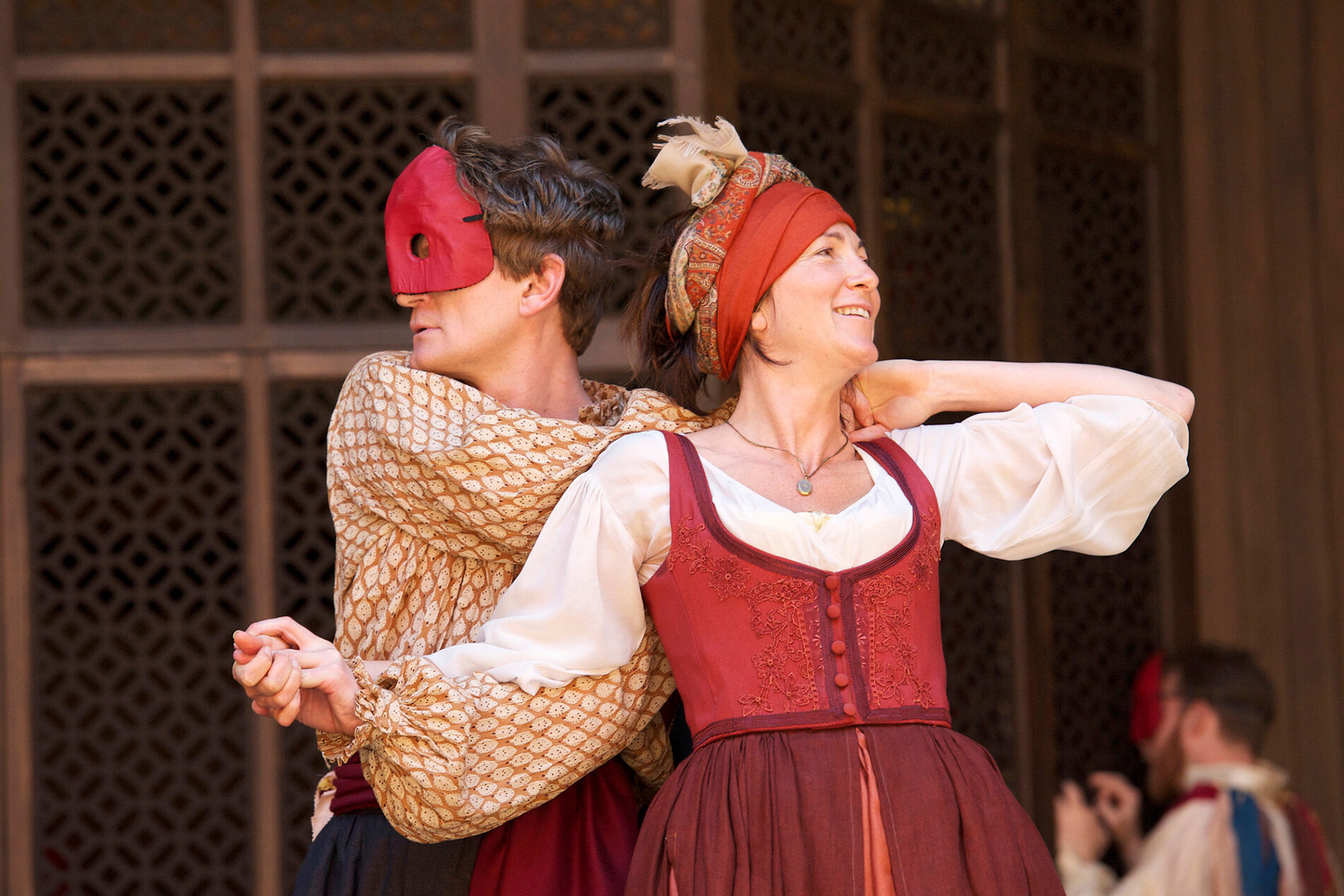 Сцена из спектакля «Много шума из ничего»