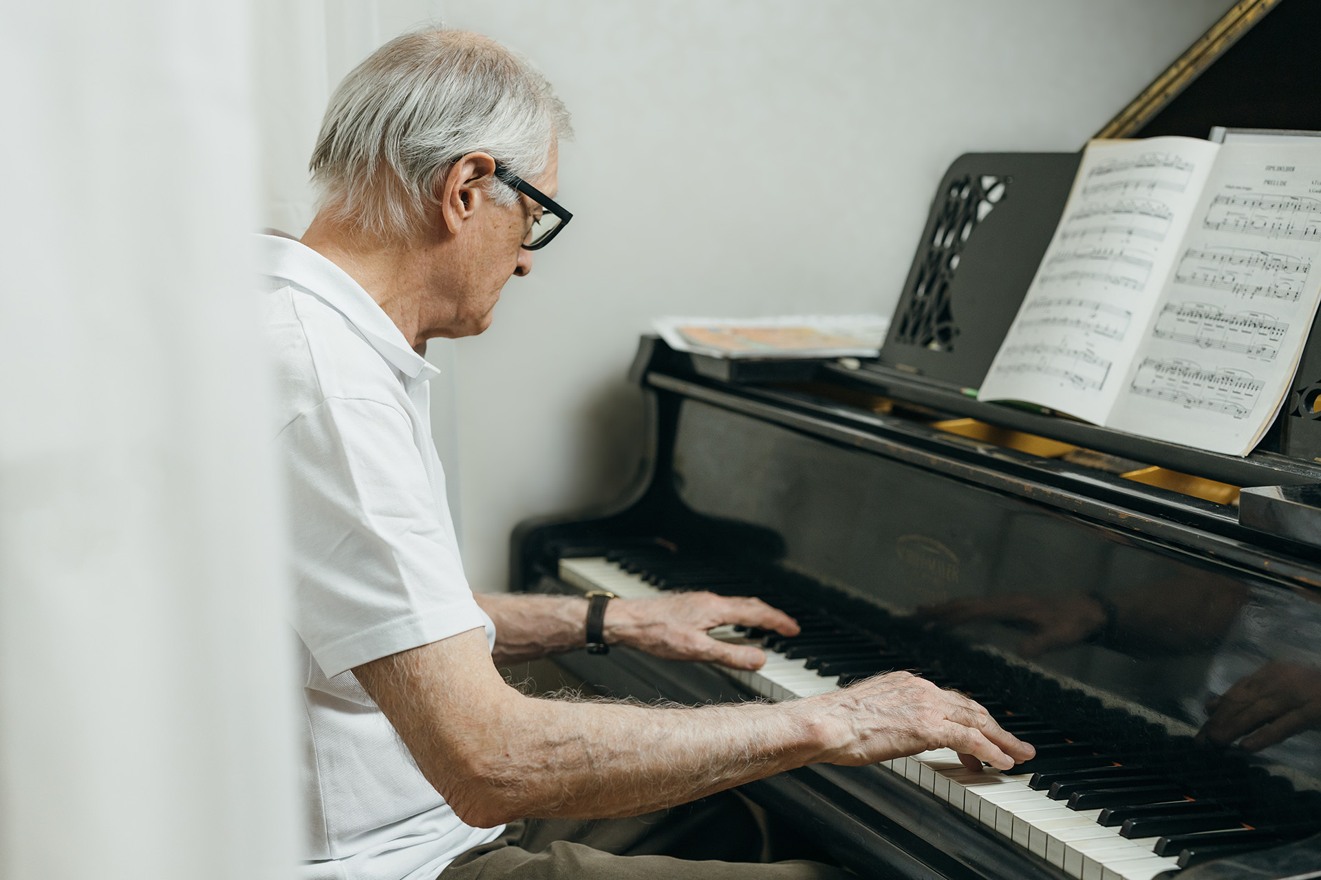 Игорь Рогалёв