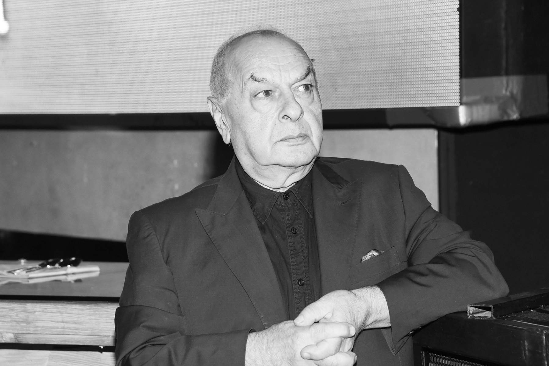 Левон Оганезов